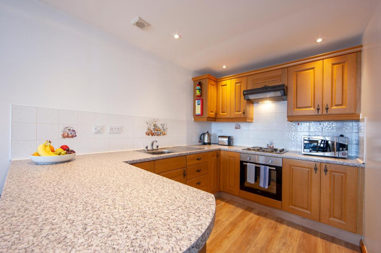 Esplanade Court Holiday Apartments Oban Esterno foto